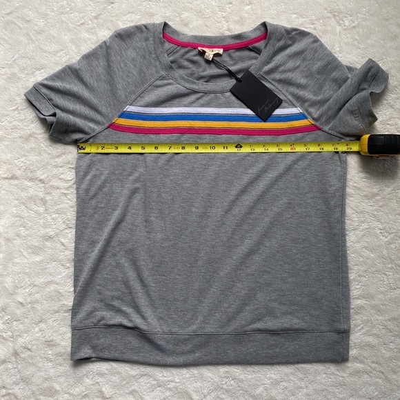 NWT Jane & Delaney striped tee. Size M. - Picture 5 of 9